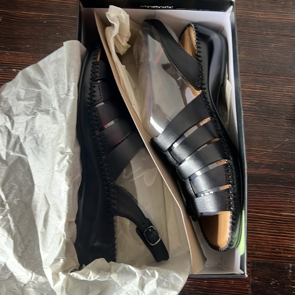 NIB NWT St. John’s Bay Palm Black Womens Sandal Size 10 - Picture 5 of 5